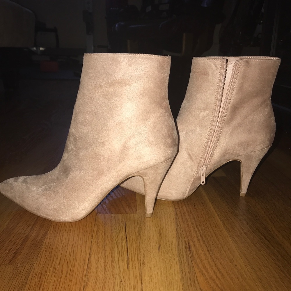 CARLOS BY CARLOS SANTANA Heeled Booty